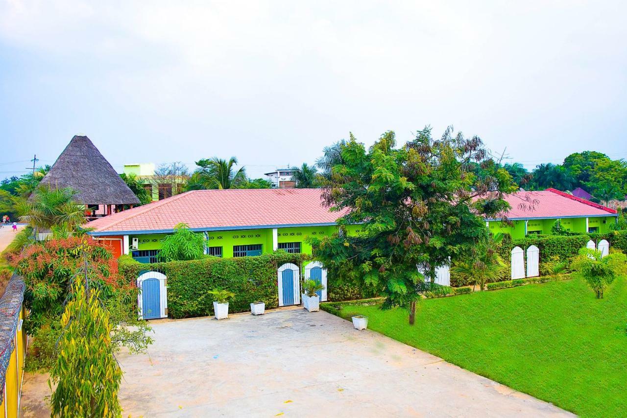 Saint Blaise Hotel Gatumba Ngoại thất bức ảnh